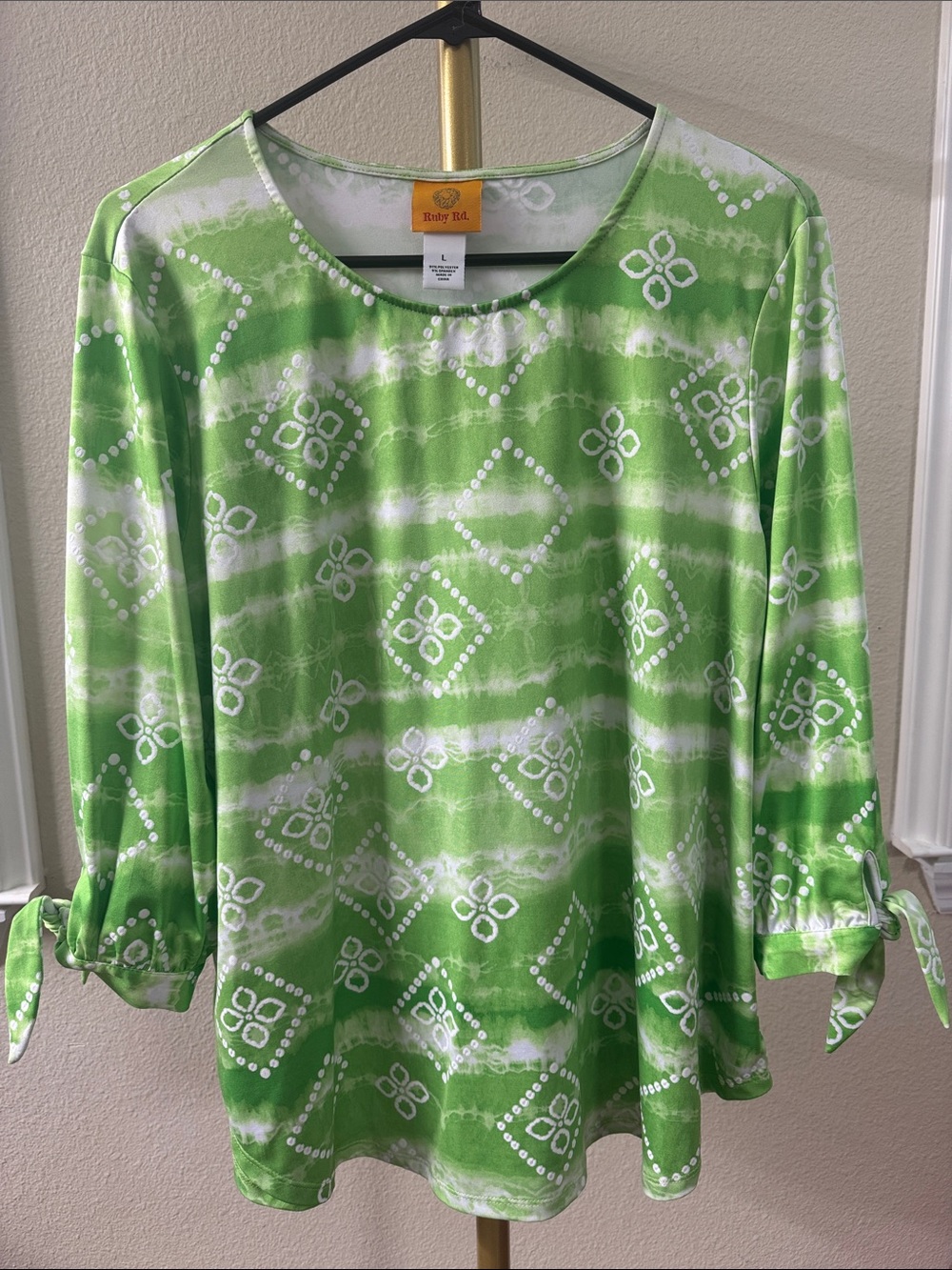 Ruby Rd. Green & White Tie-Sleeve Tunic Top